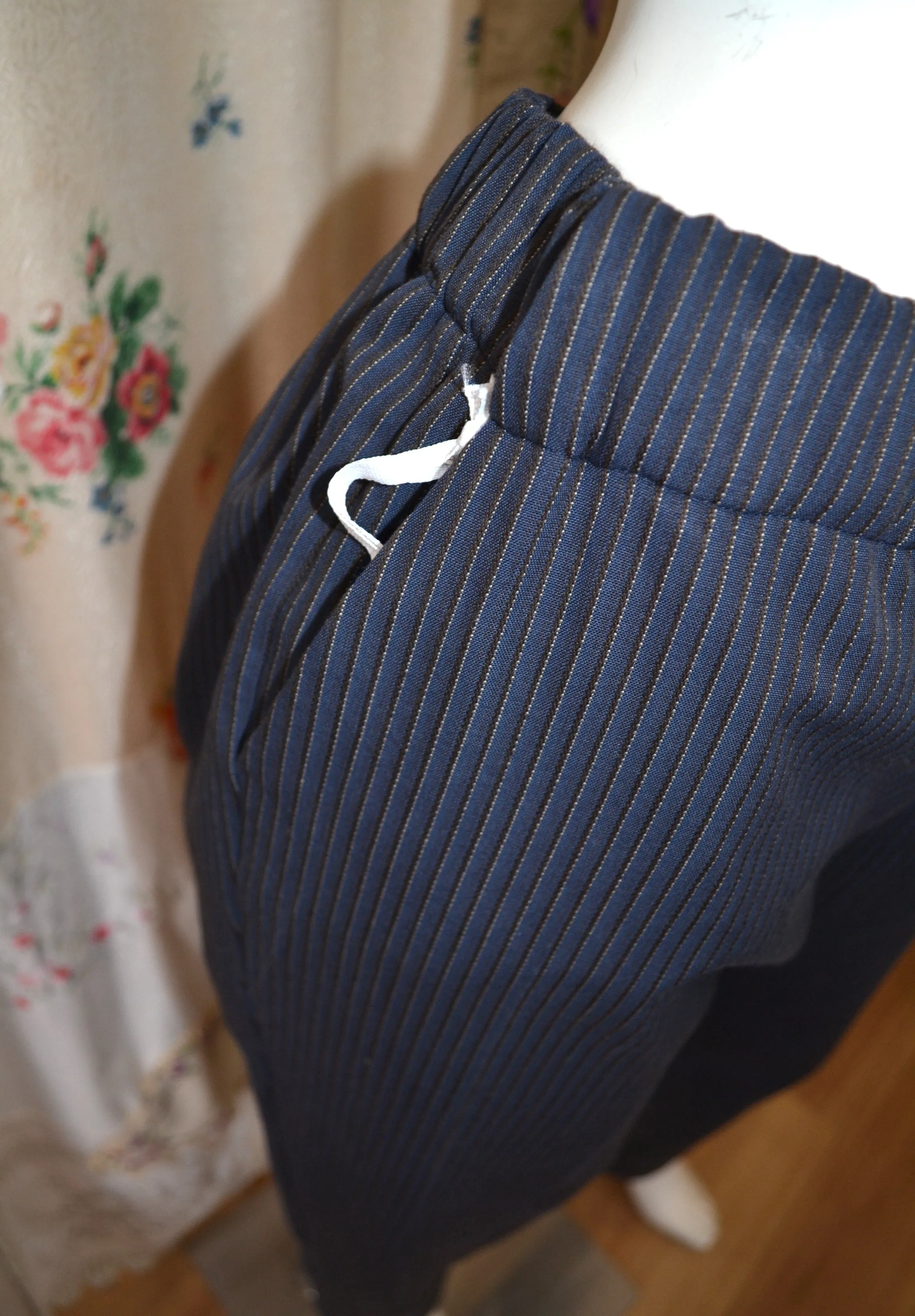 Berserk Cotton Slider pant in Royal stripe