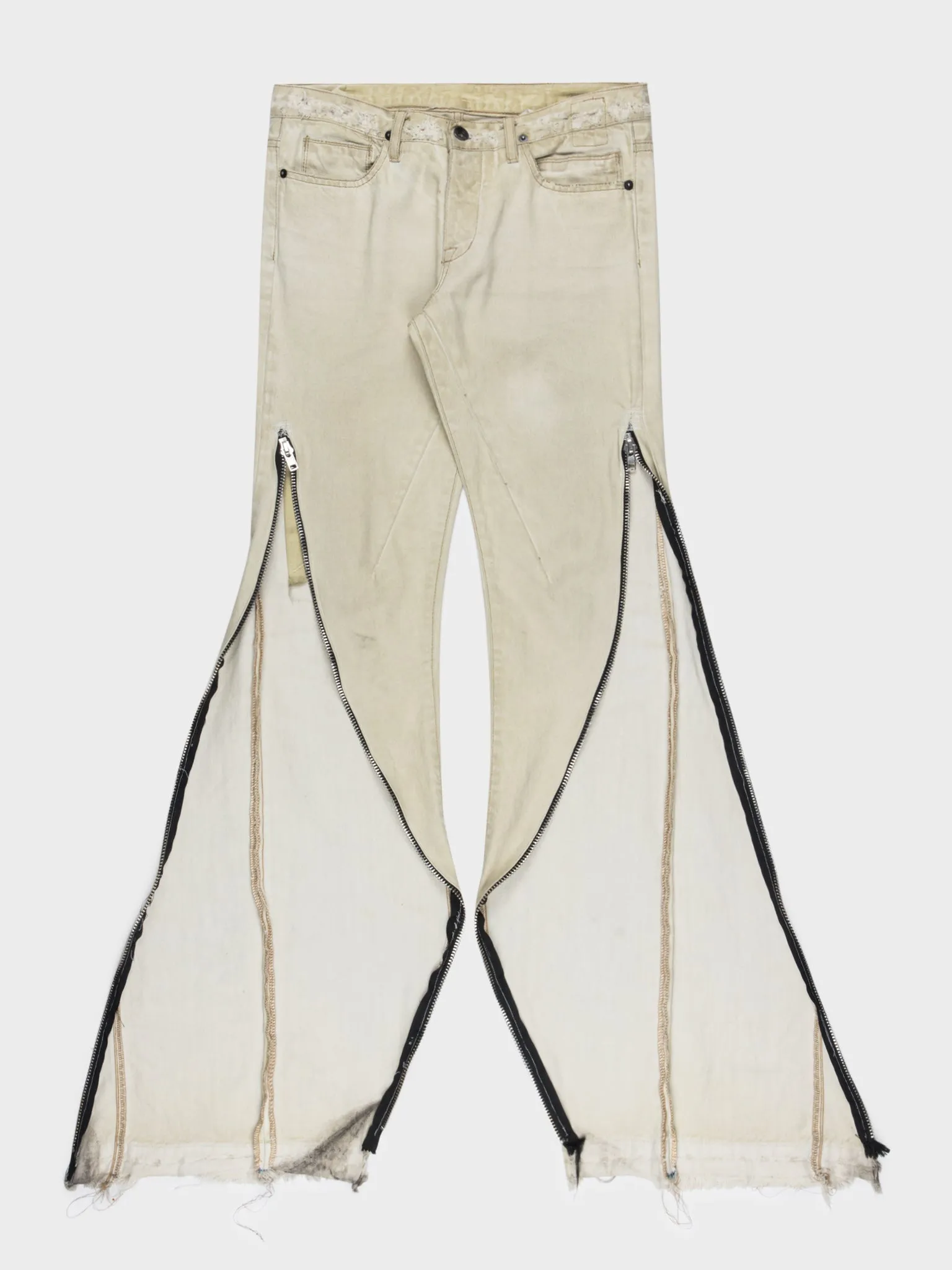 Bleach Banana Cut Jeans