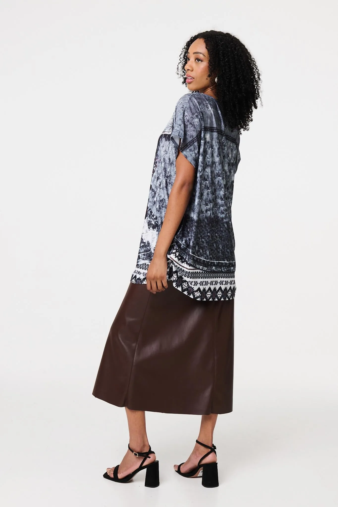 Feather Print Relaxed Short Sleeve Tunic