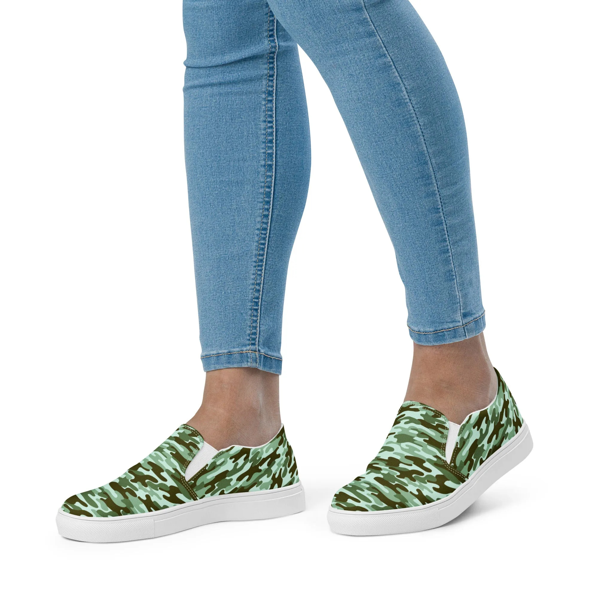 Green Army Print Women's Sneakers, Camouflaged Army Print Women’s Slip-On Canvas Shoes (US Size: 5-12)