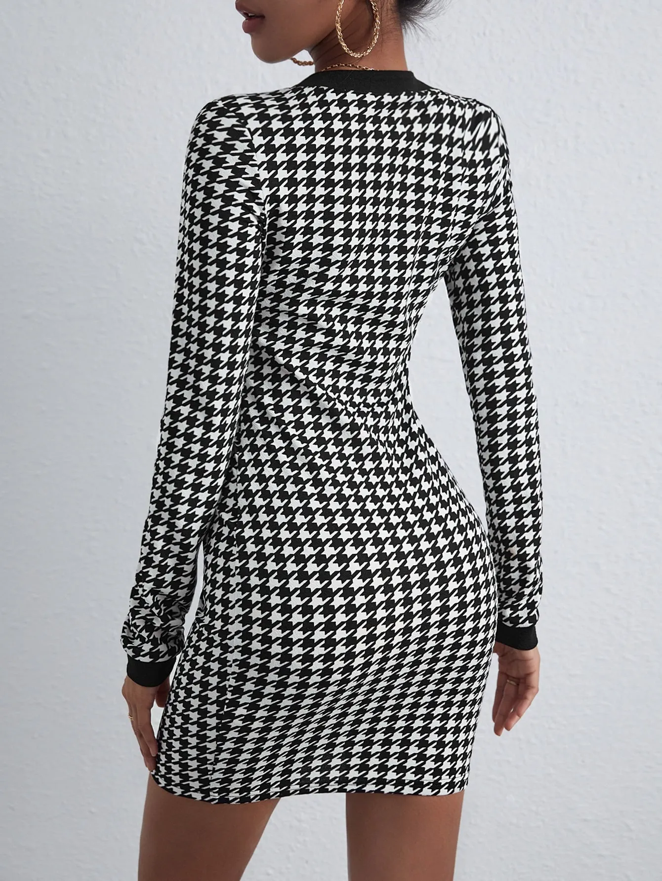 KittenAlarm - Houndstooth Button Up Bodycon Dress