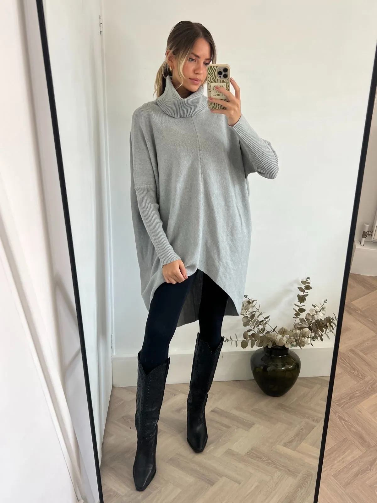 Longer Length Hope Knitted Jumper / Grey