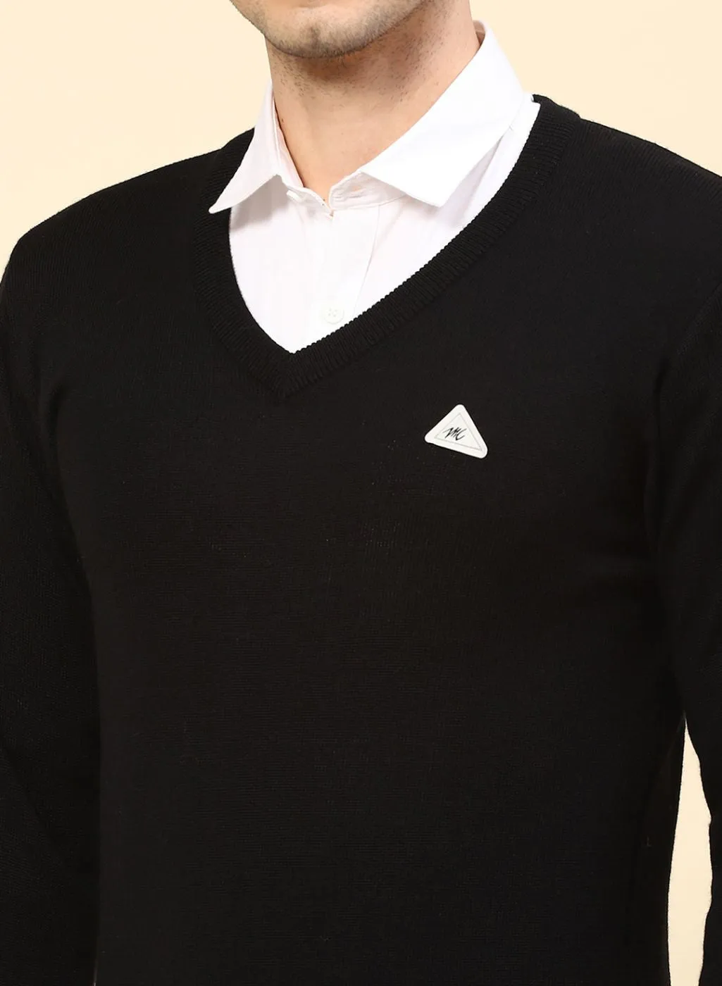 Men Black Solid Pure wool Pullover