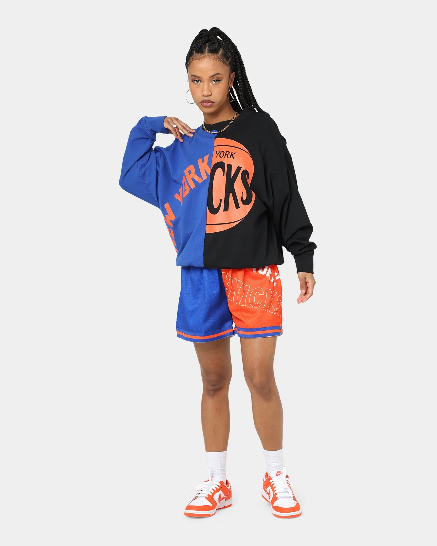 Mitchell & Ness Women's New York Knicks Big Face 5.0 Crewneck Blue