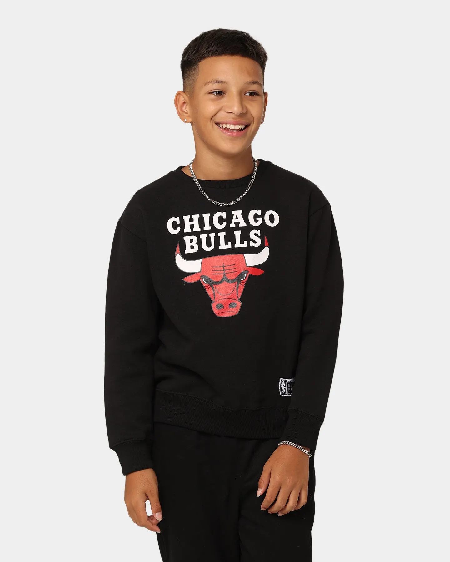 NBA Kids' Chicago Bulls Essential Logo Crewneck Black