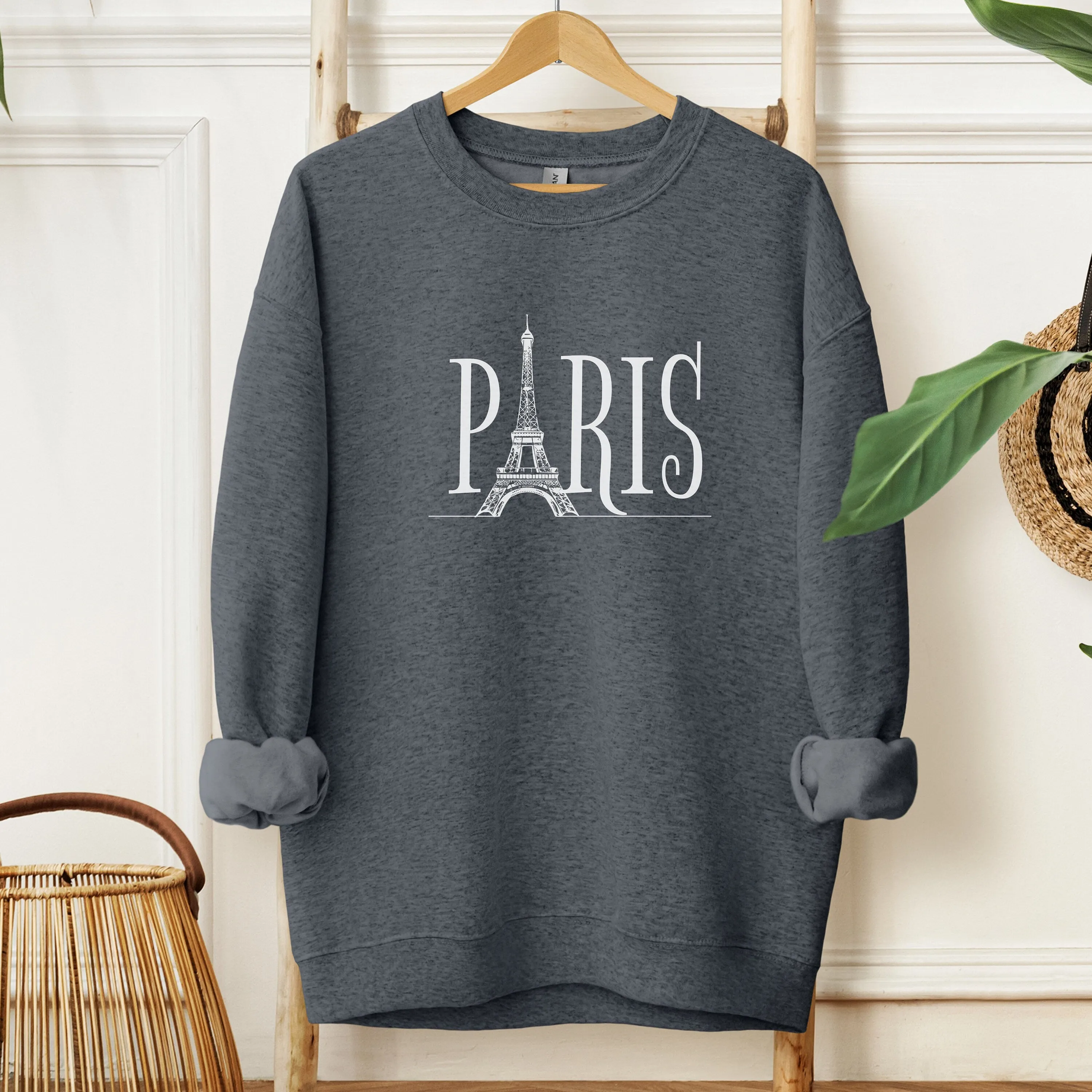 Paris Eiffel Tower Graphic Tee, Classic Parisian Landmark T-Shirt, Chic Travel Shirt, Paris Lover