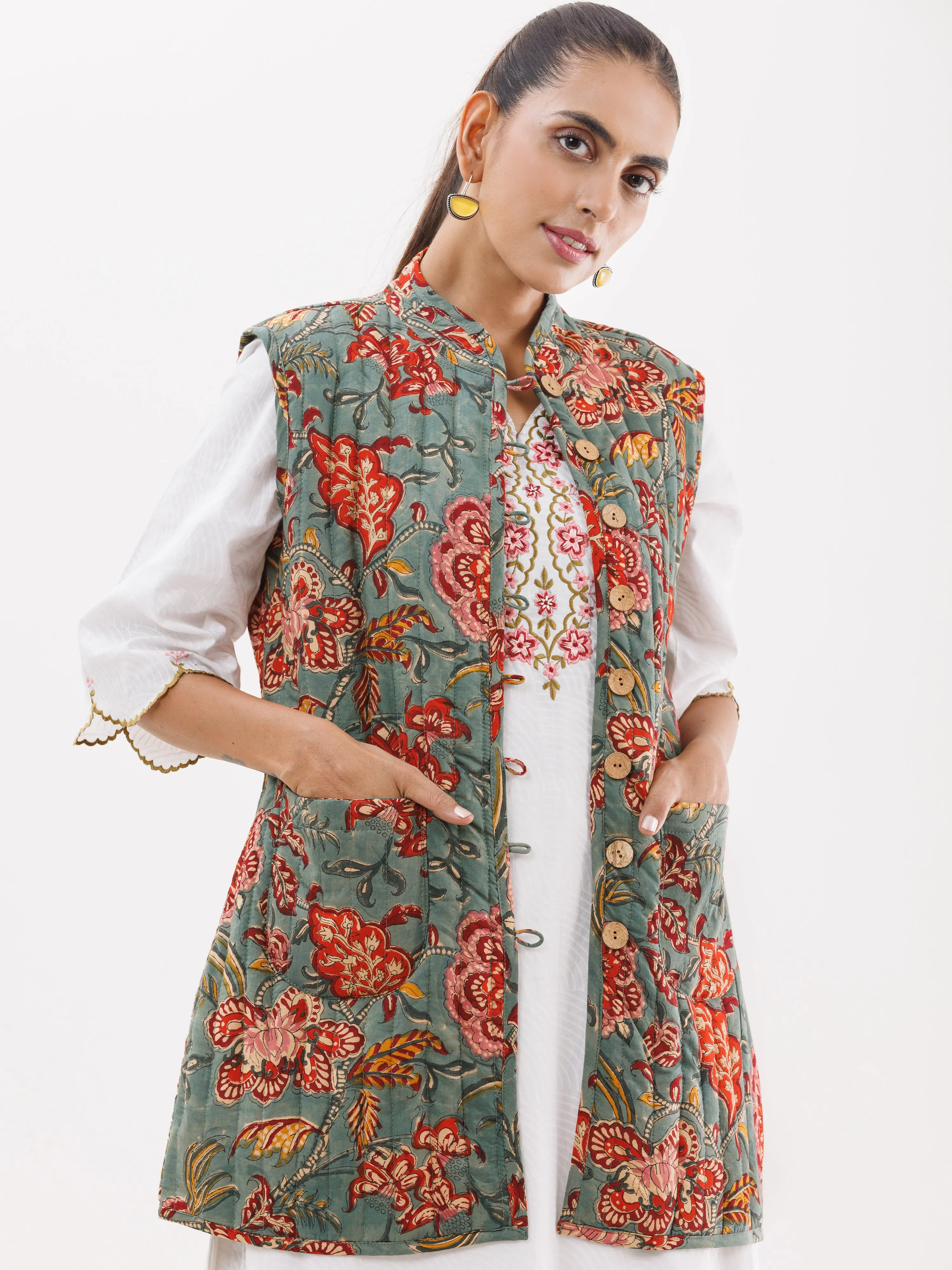 Shishir Tamanna Quilted Reversible Sleeveless Jacket