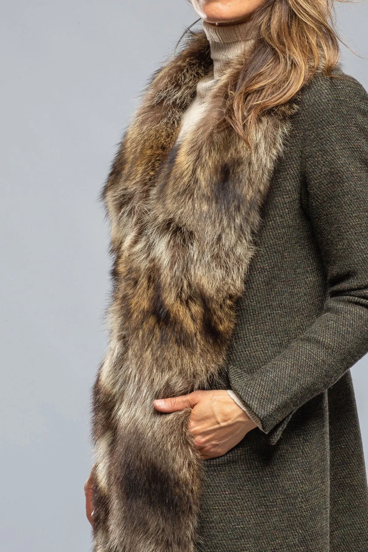 St. Petersburg Long Fur Trimmed Coat In Tweed