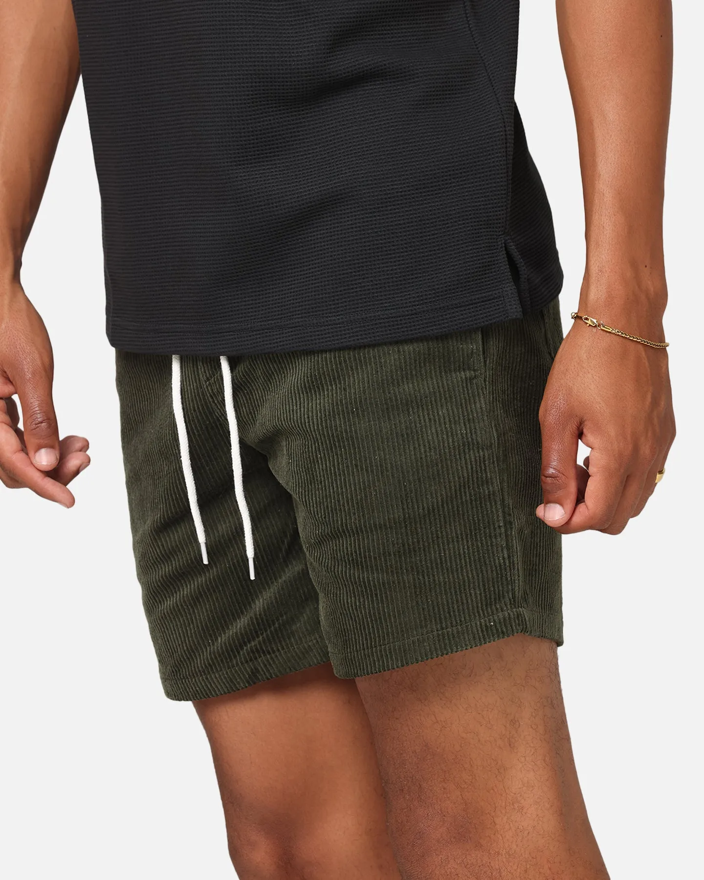 XXIII Riven Corduroy Shorts Dark Green